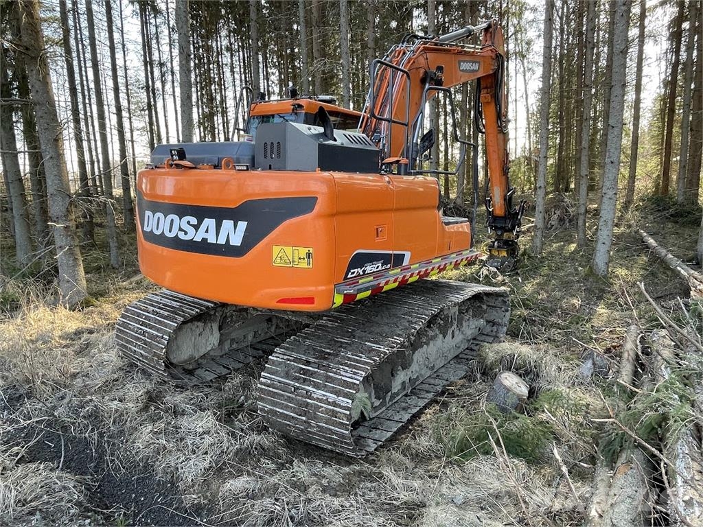 Doosan DX160 LC-5 Excavadoras sobre orugas