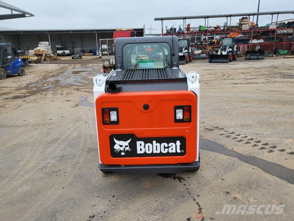 Bobcat T 450 Krautuvai su šoniniu pasukimu