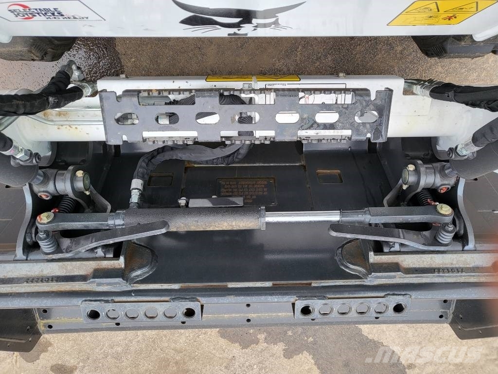 Bobcat T 450 Krautuvai su šoniniu pasukimu