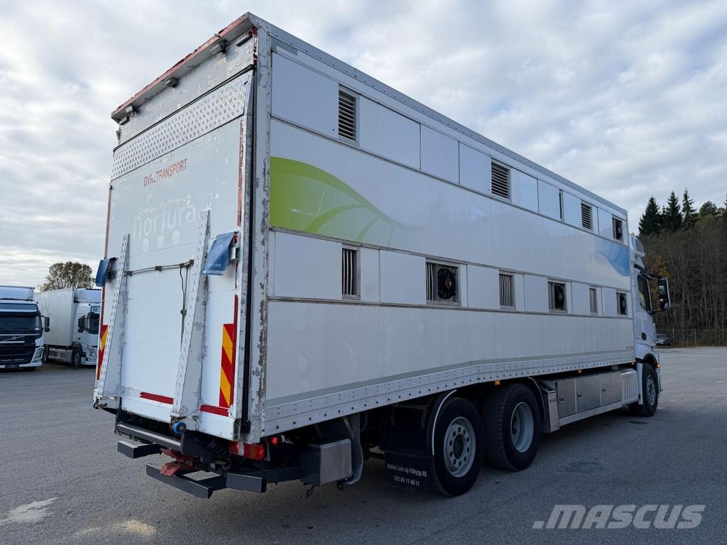 Mercedes-Benz ACTROS 2545 6X2 EURO6 + DOUBLE FLOOR BOX Animal transport trucks