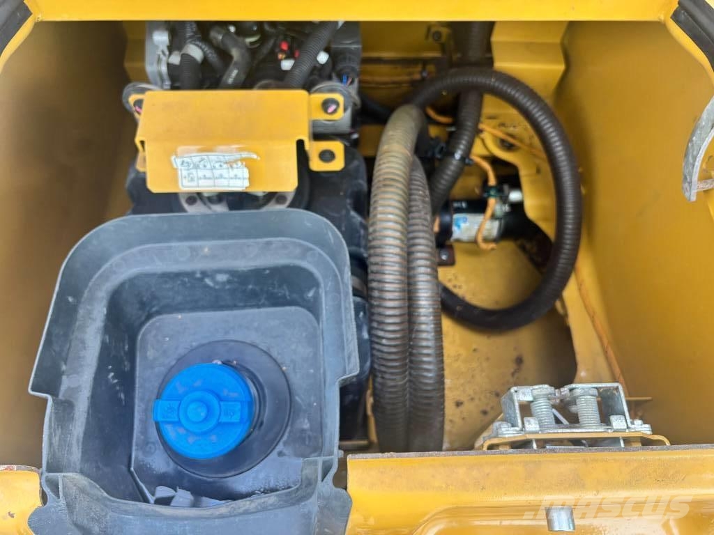 CAT 330 F L N OQ 80 Vikšriniai ekskavatoriai
