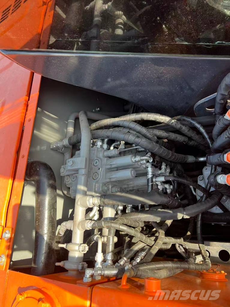 Hitachi ZX 70, China - Mascus UK