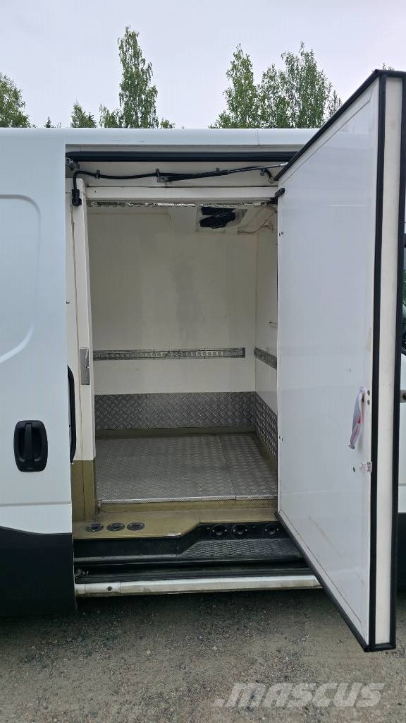 Iveco Daily 35S16 2.3 Kylmä-/Lämpökorit