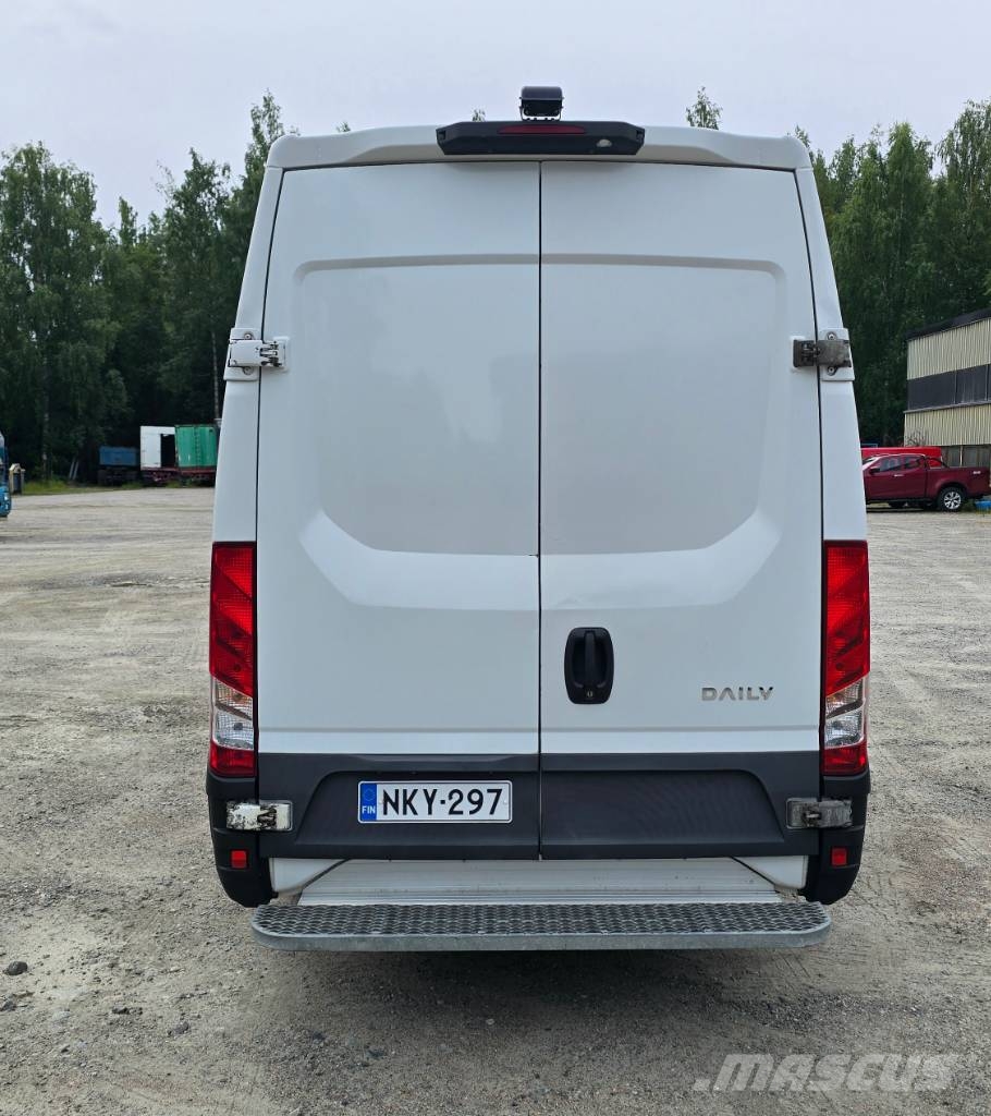 Iveco Daily 35S16 2.3 Kylmä-/Lämpökorit