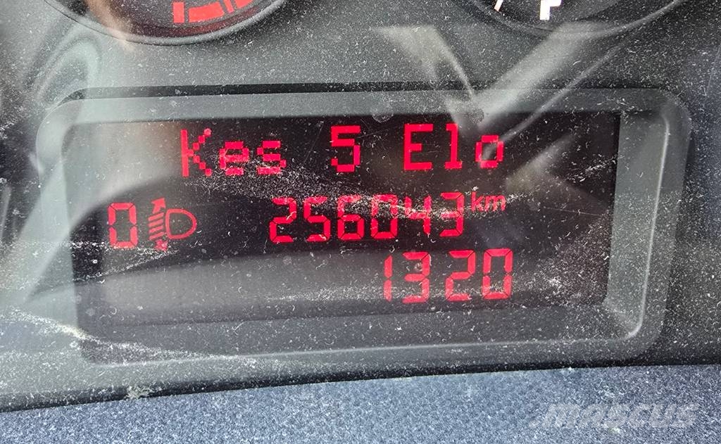 Iveco Daily 35S16 2.3 Kylmä-/Lämpökorit