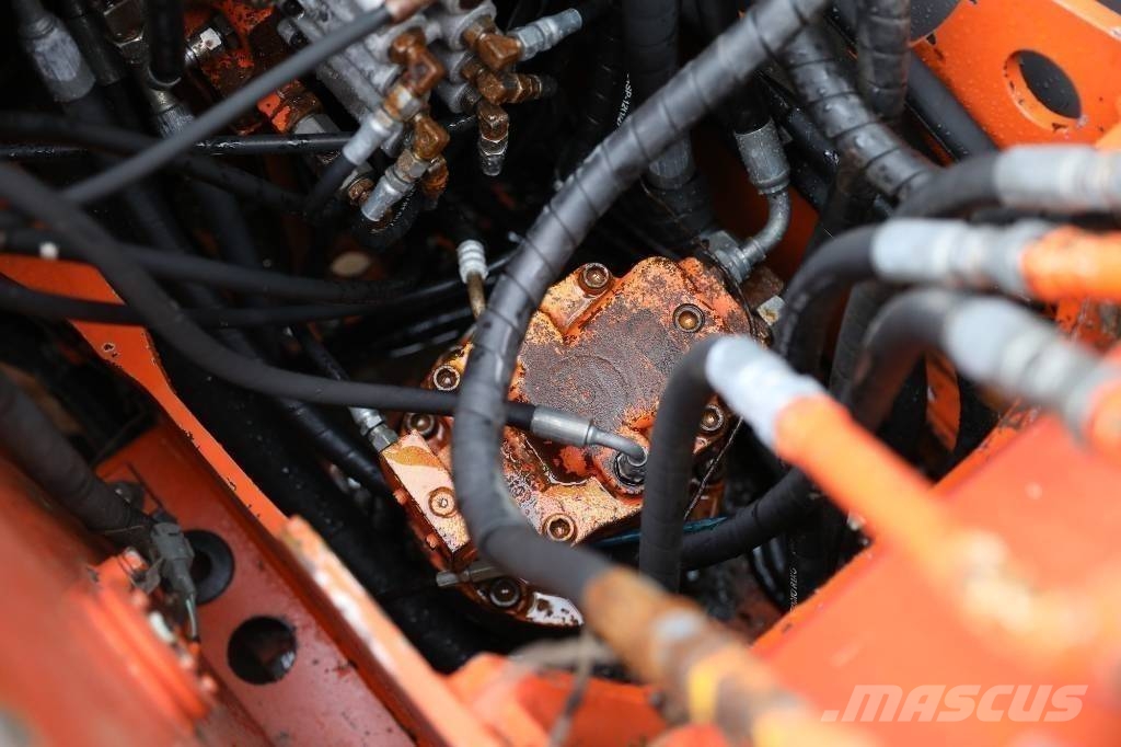 Hitachi ZX 70 Bagri goseničarji