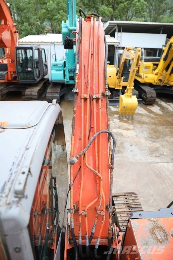 Hitachi ZX 70 Bagri goseničarji