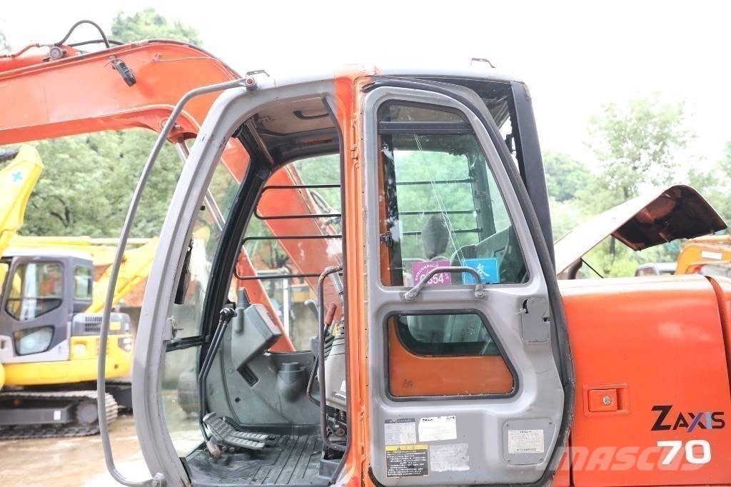 Hitachi ZX 70 Bagri goseničarji