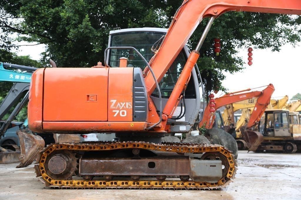 Hitachi ZX 70 Bagri goseničarji