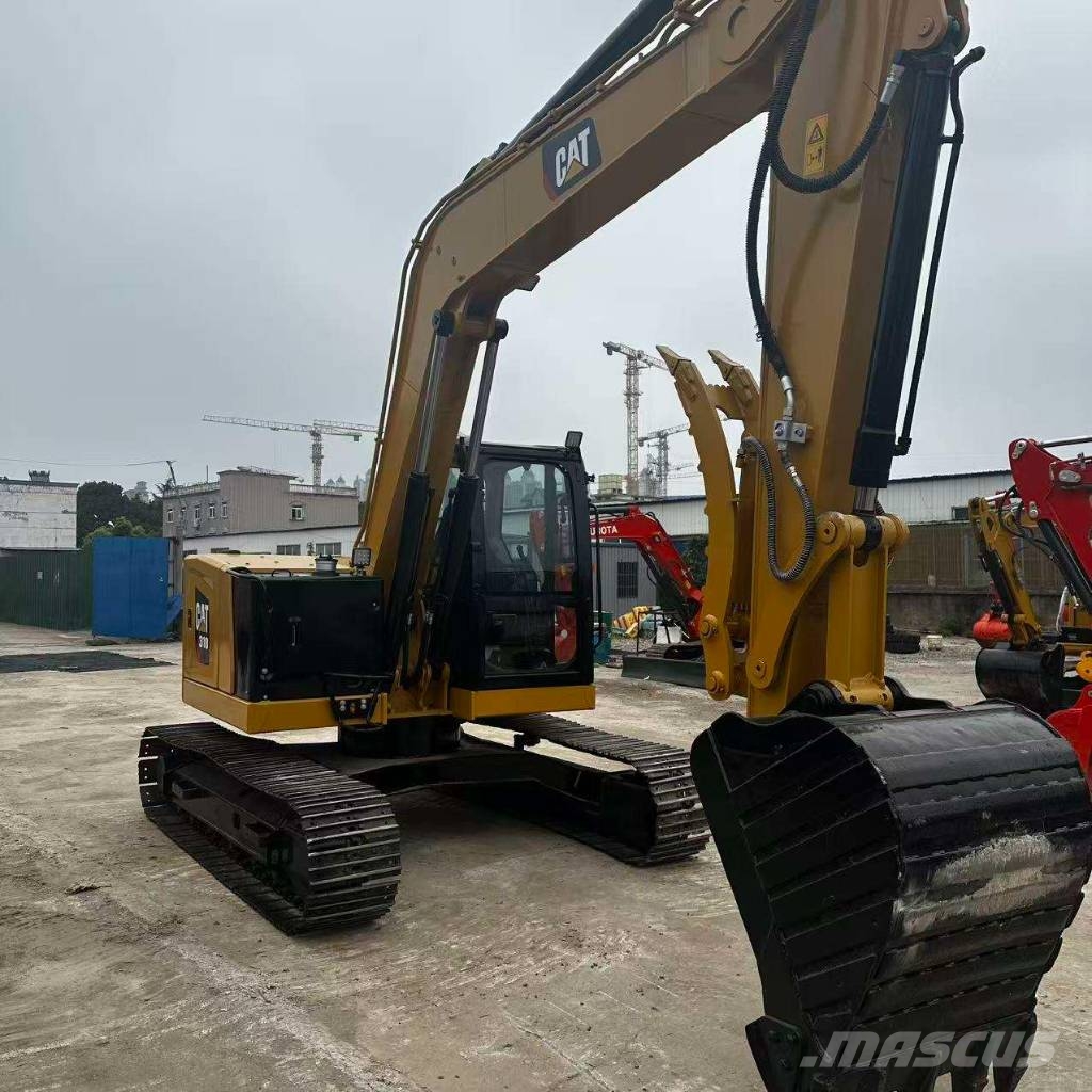 CAT 310 Mini pelle < 7t