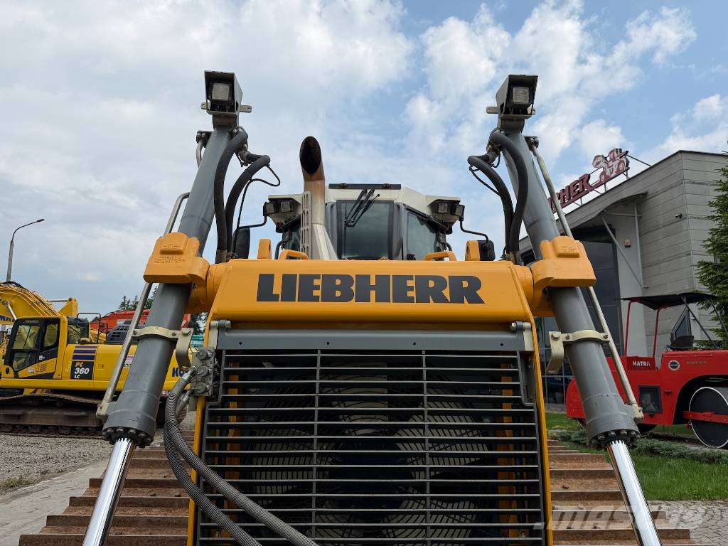Liebherr PR 736 LGP بلدوزرات مجنزرة