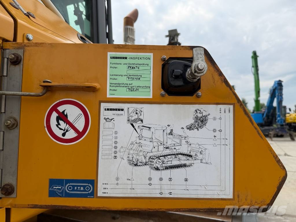 Liebherr PR 736 LGP بلدوزرات مجنزرة