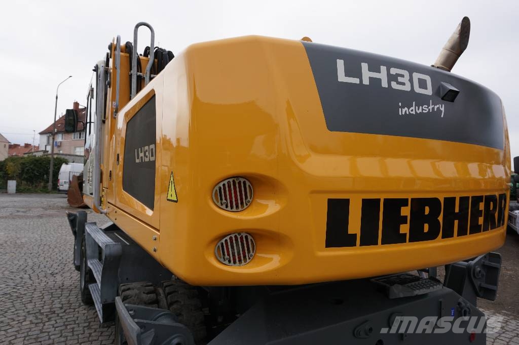 Liebherr LH 30 M Jätteenkäsittelijät