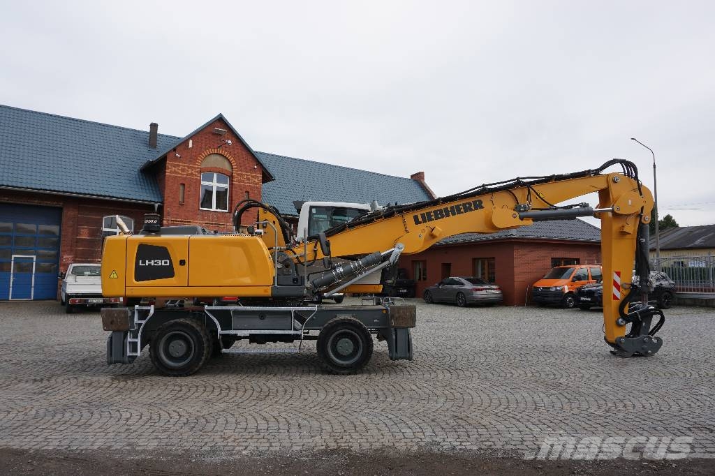 Liebherr LH 30 M Jätteenkäsittelijät