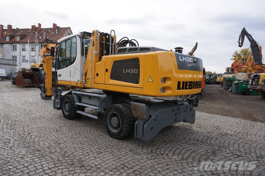 Liebherr LH 30 M Jätteenkäsittelijät