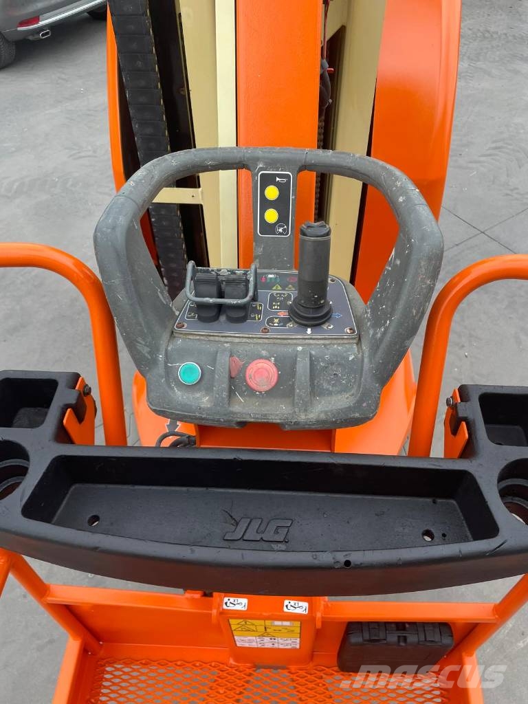 JLG Toucan 10 E Vertikalna dvigala