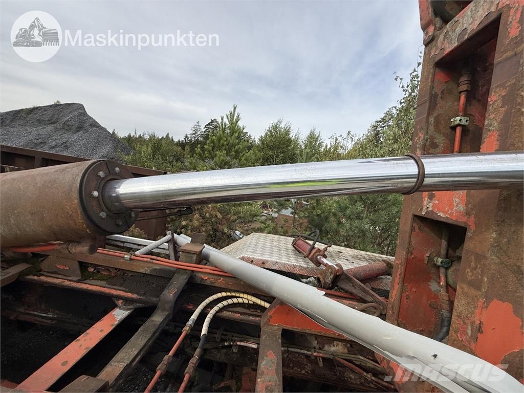Scania P 113 HL 6X2 42 Camion ampliroll