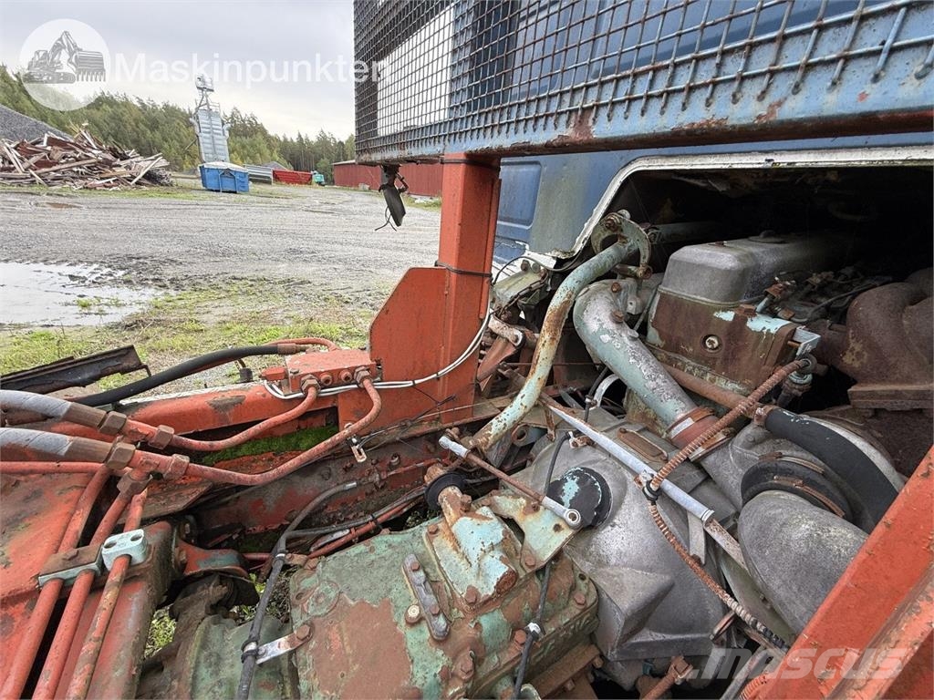 Scania P 113 HL 6X2 42 Camion ampliroll