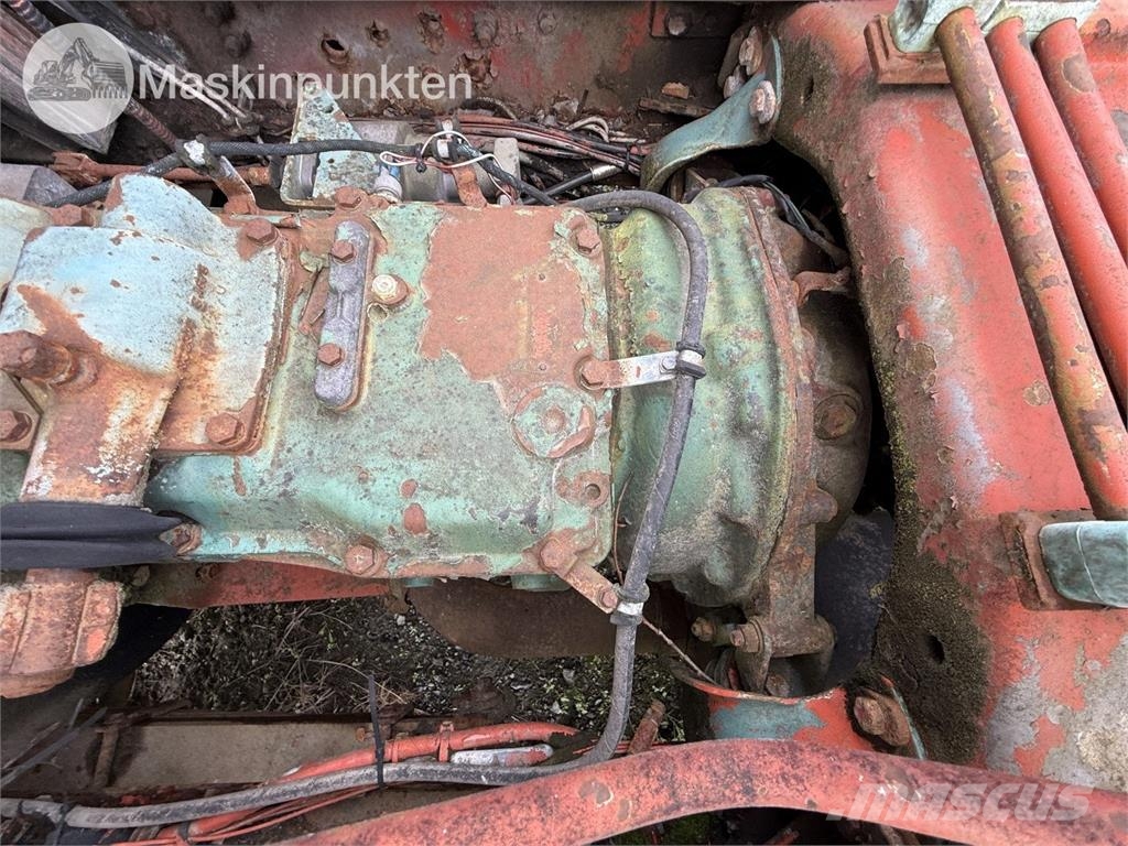 Scania P 113 HL 6X2 42 Camion ampliroll