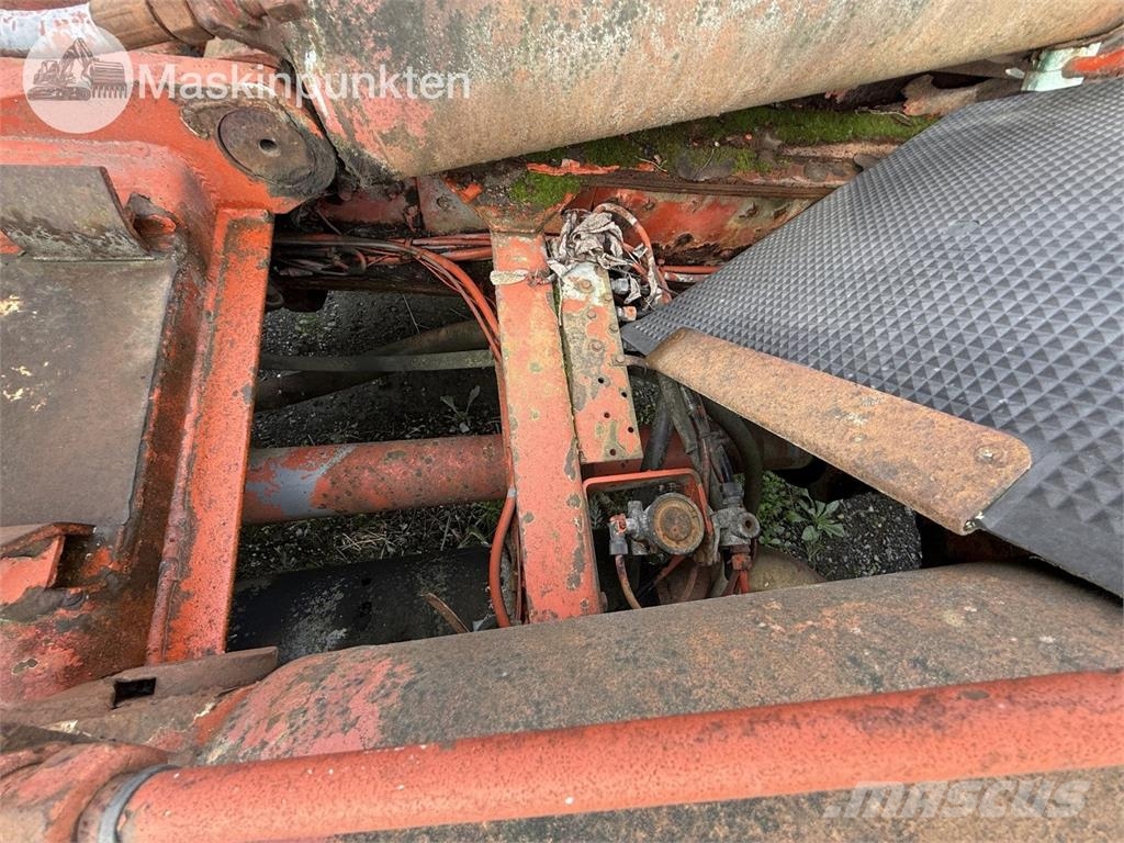 Scania P 113 HL 6X2 42 Camion ampliroll