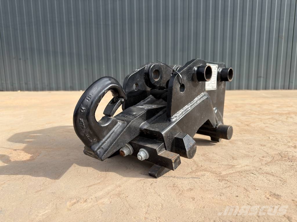Verachtert CW05 - Caterpillar 301 Brze spojke