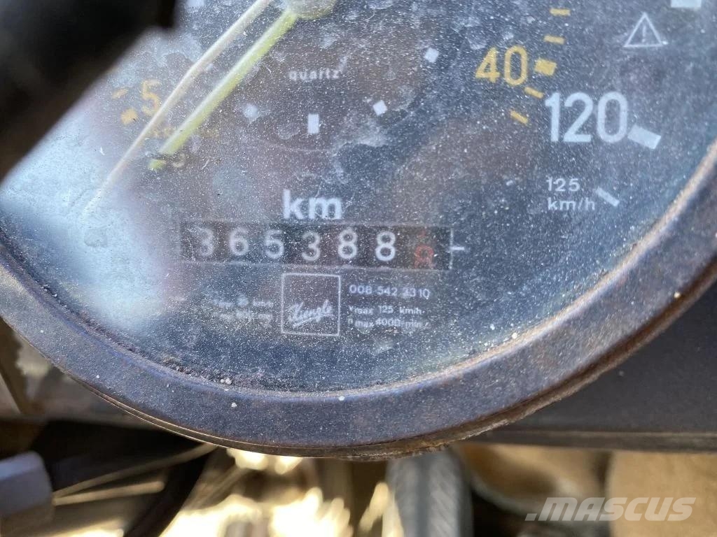 Volvo F 89 6X2 TURBO6 曳引機組件