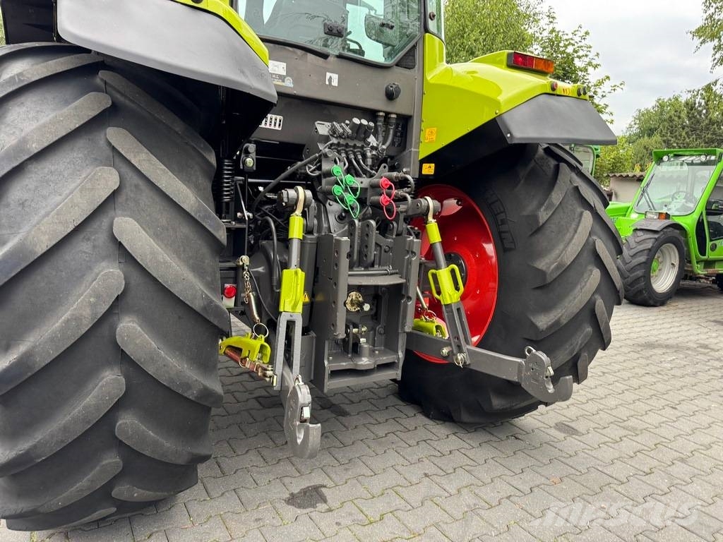 CLAAS ARES 617 ATZ Traktorer