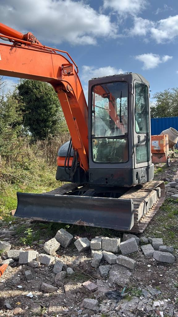 Hitachi ZX55UR حفارات صغيرة أقل من 7 طن (حفارات صغيرة)