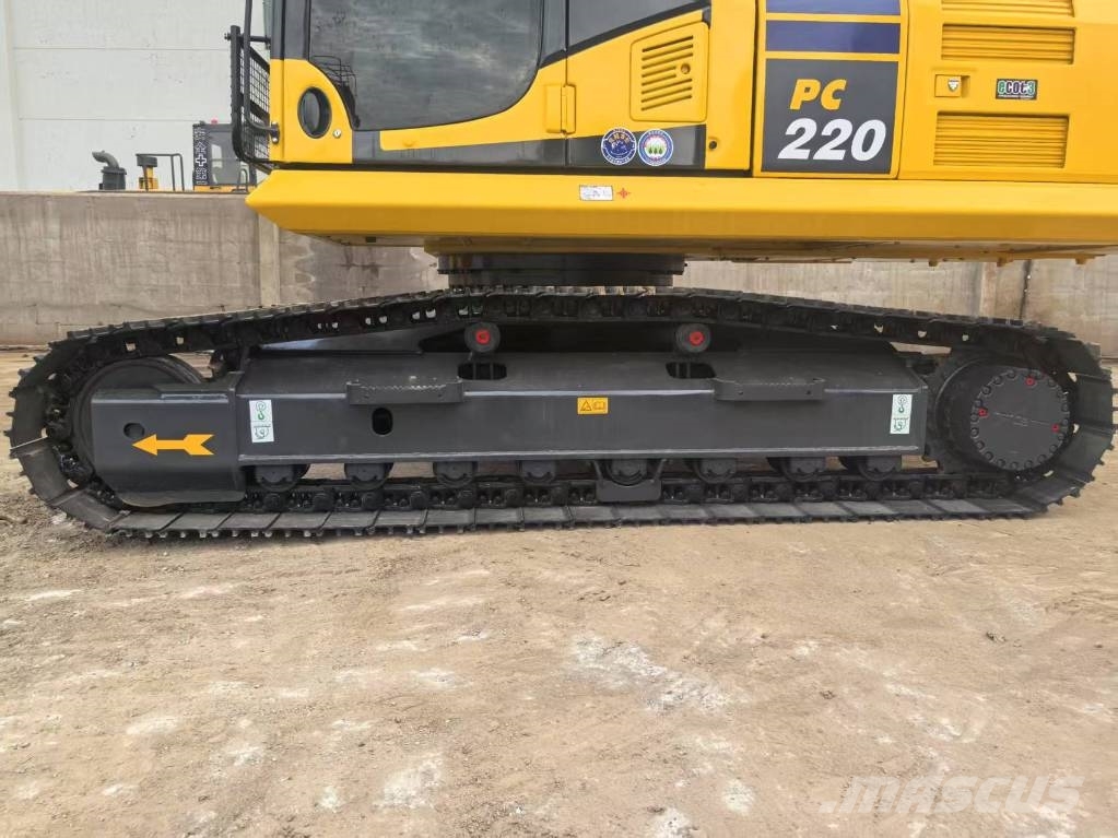 Komatsu PC 220-8 Εκσκαφείς με ερπύστριες