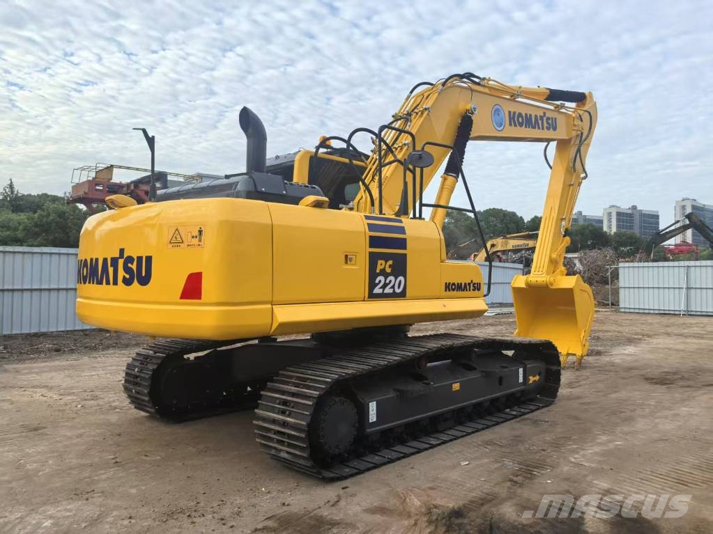 Komatsu PC 220-8 Εκσκαφείς με ερπύστριες