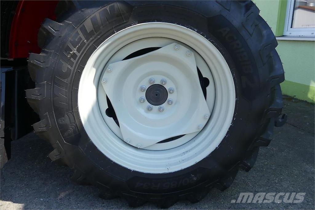 Valtra A 105 H4 الجرارات