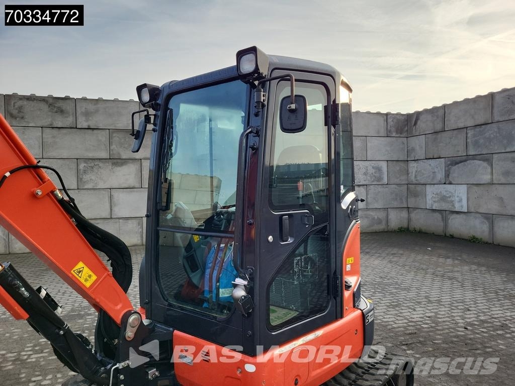 Kubota U36 -4 3 Buckets Minigraafmachines < 7t