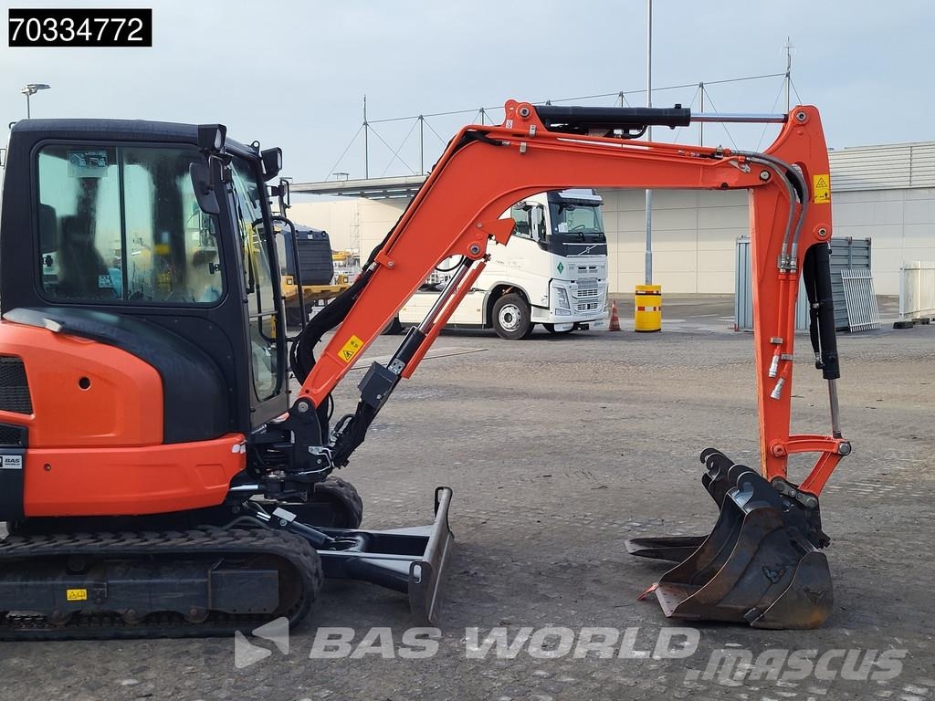 Kubota U36 -4 3 Buckets Minigraafmachines < 7t