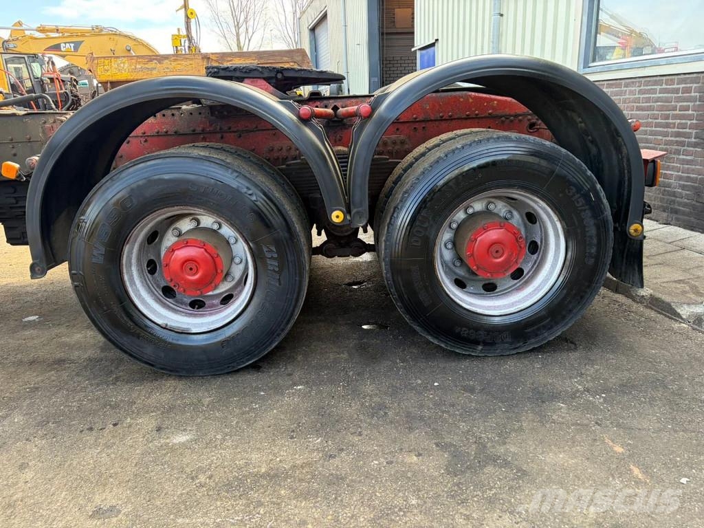 MAN 27 .463 Tractor 6x6 Manual Gearbox Full Spring Sus Ťahače