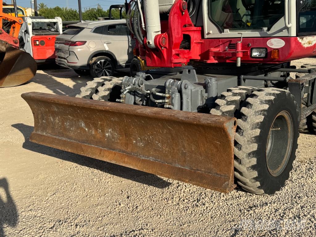Takeuchi TB 295 W Excavadoras de ruedas