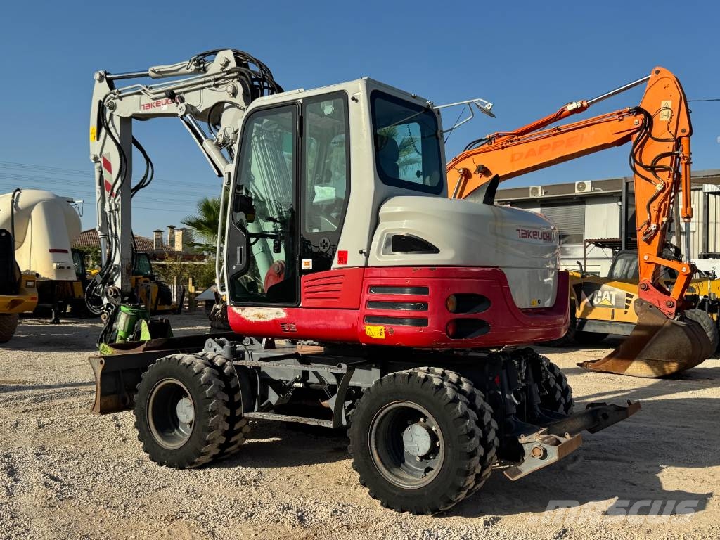 Takeuchi TB 295 W Excavadoras de ruedas