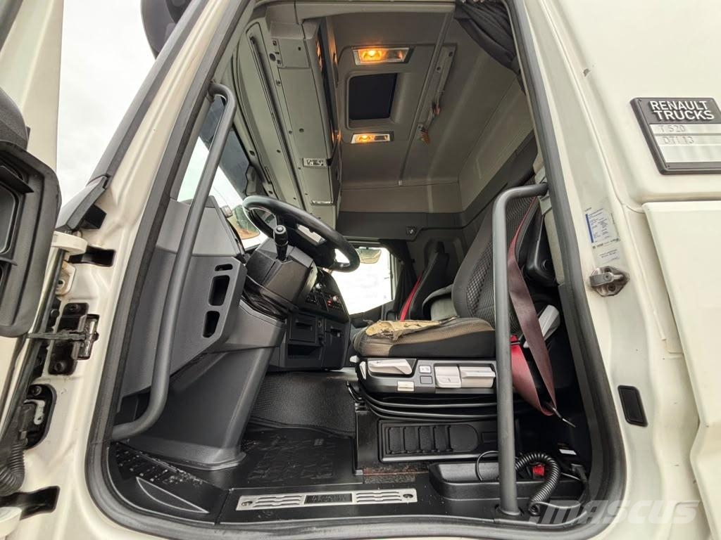 Renault T 520 6x2 CHASSIS L=7421 mm Smagās mašīnas ar konteineriem