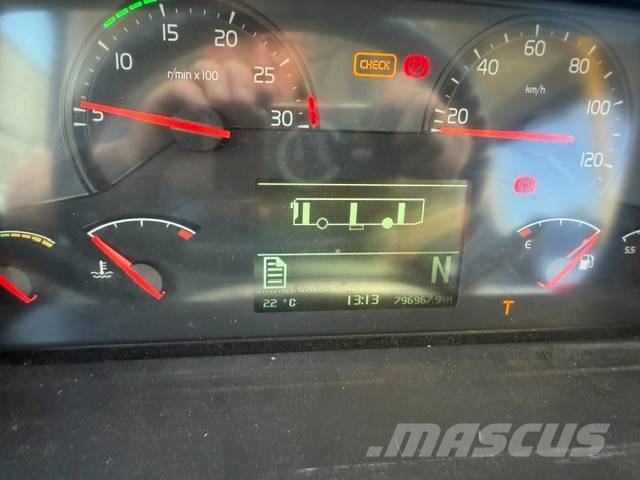 Volvo 8900 B8RLE 6X2 حافلة داخل المدينة