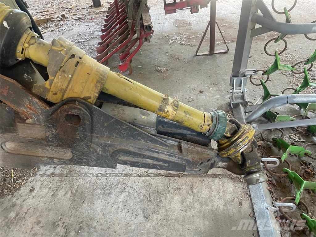CLAAS Quantum 5800 P Samozberacie vozy
