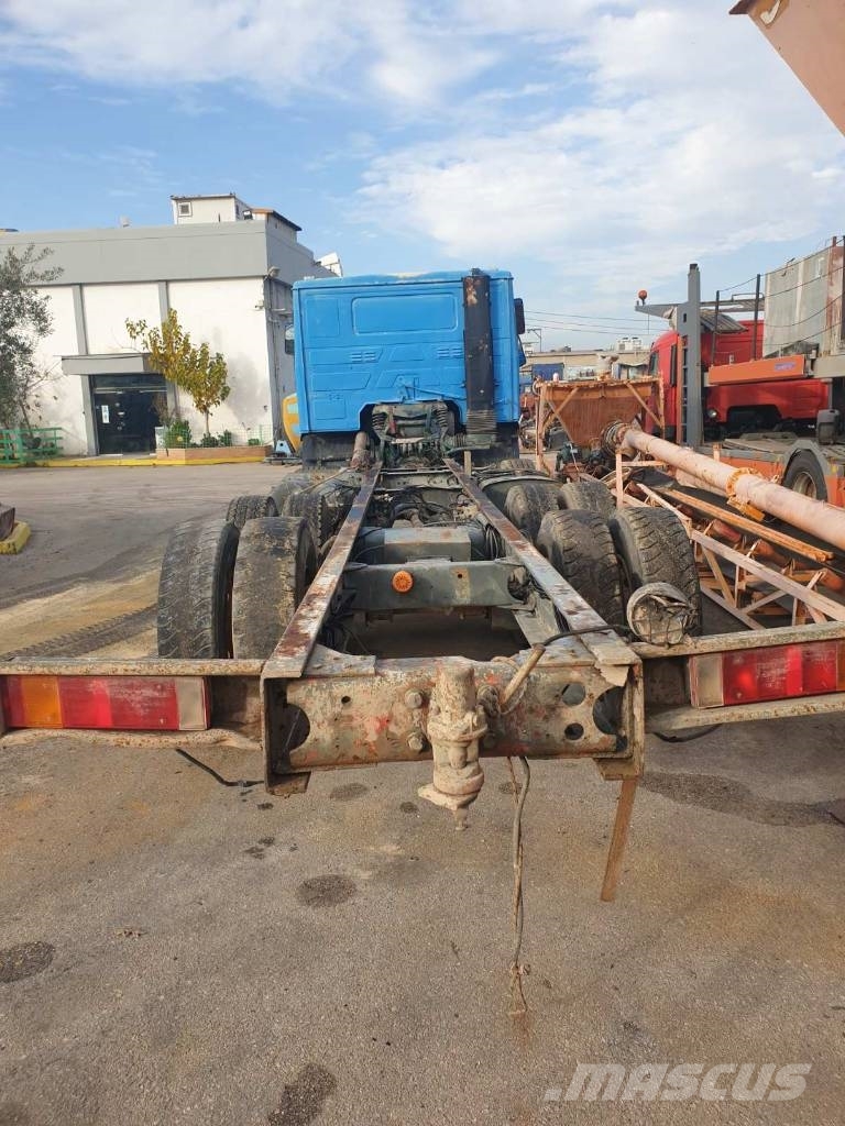 Volvo F12 INTERCOOLER Kamioni-šasije