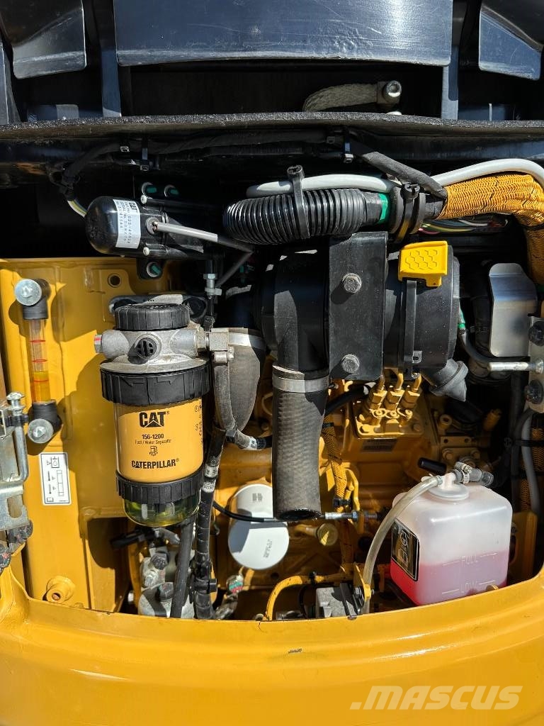 CAT 301.8 minigrävare med rotortilt och skopor Εκσκαφάκι (διαβολάκι) < 7t