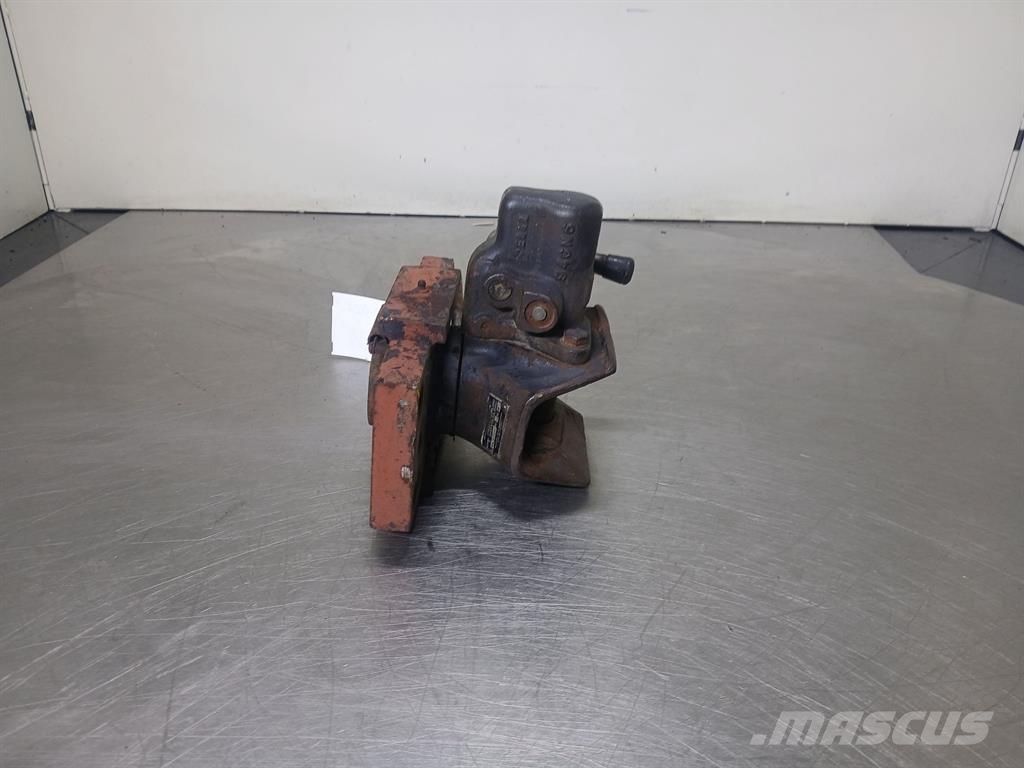 Ahlmann AZ150 - Trailer hitch/Anhängerkupplung/Trekhaak Šasija i vešenje