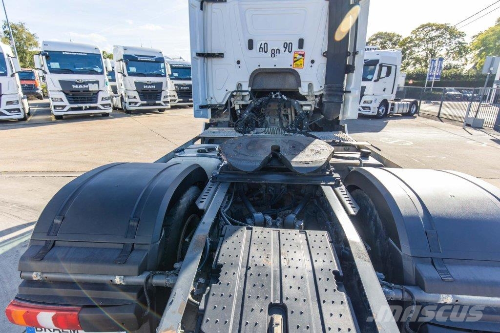 Mercedes-Benz ACTROS 1845+VOITH+HYDR 曳引機組件