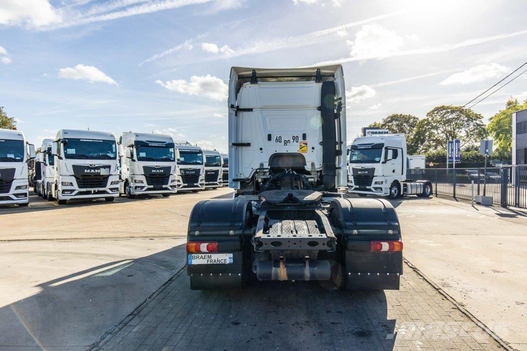 Mercedes-Benz ACTROS 1845+VOITH+HYDR 曳引機組件