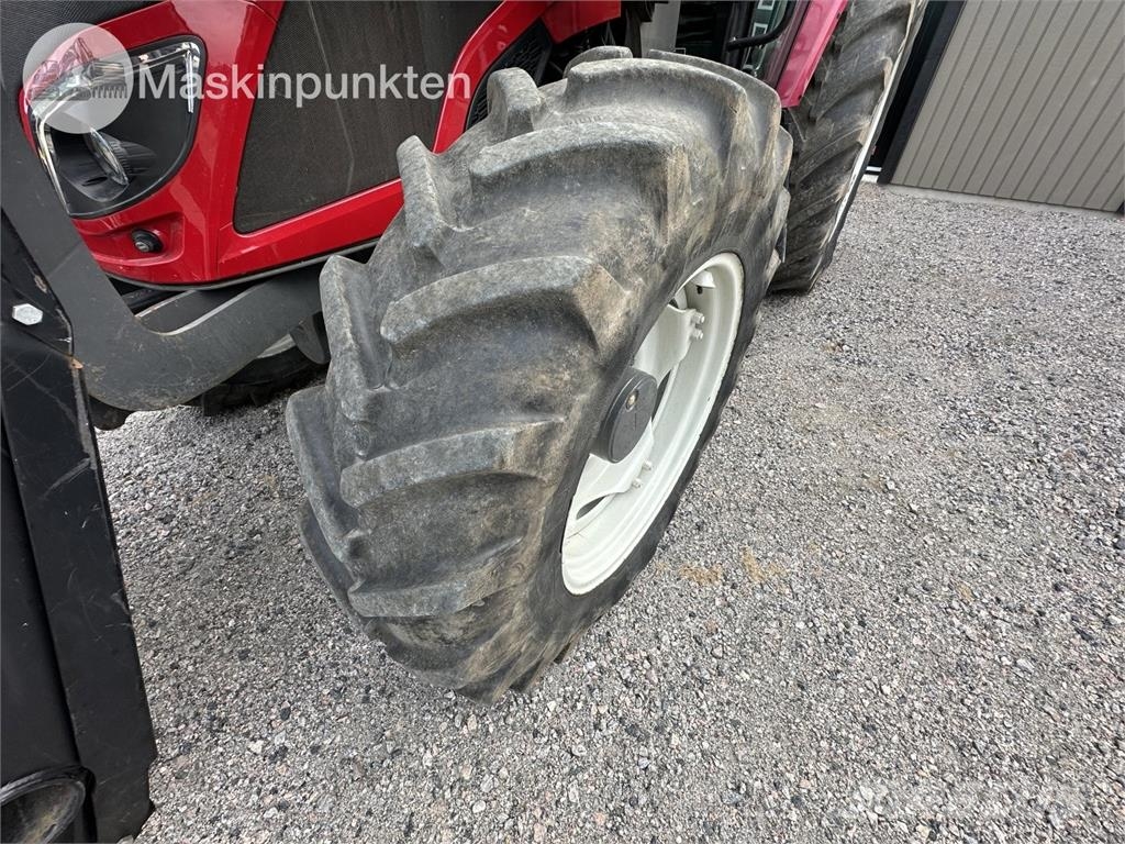 Valtra A134 Tractores