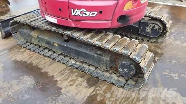 Yanmar Vio 30 小型挖掘机