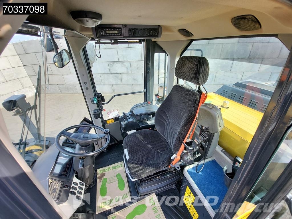 Komatsu WA470 -8E0 WA470 Gumikerekes homlokrakodók