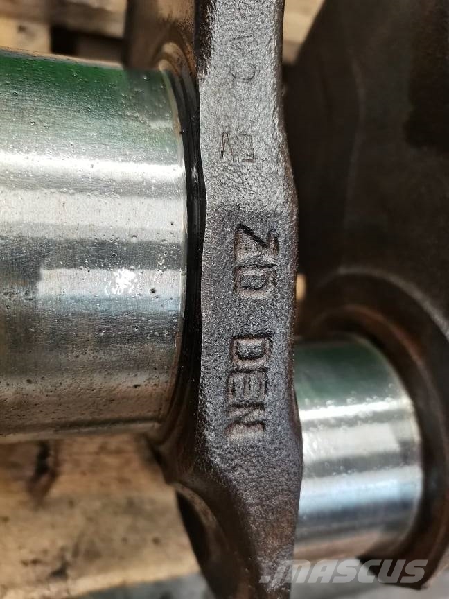 CLAAS Lexion .... {crankshaft engine CAT C10 1161030} Transmission