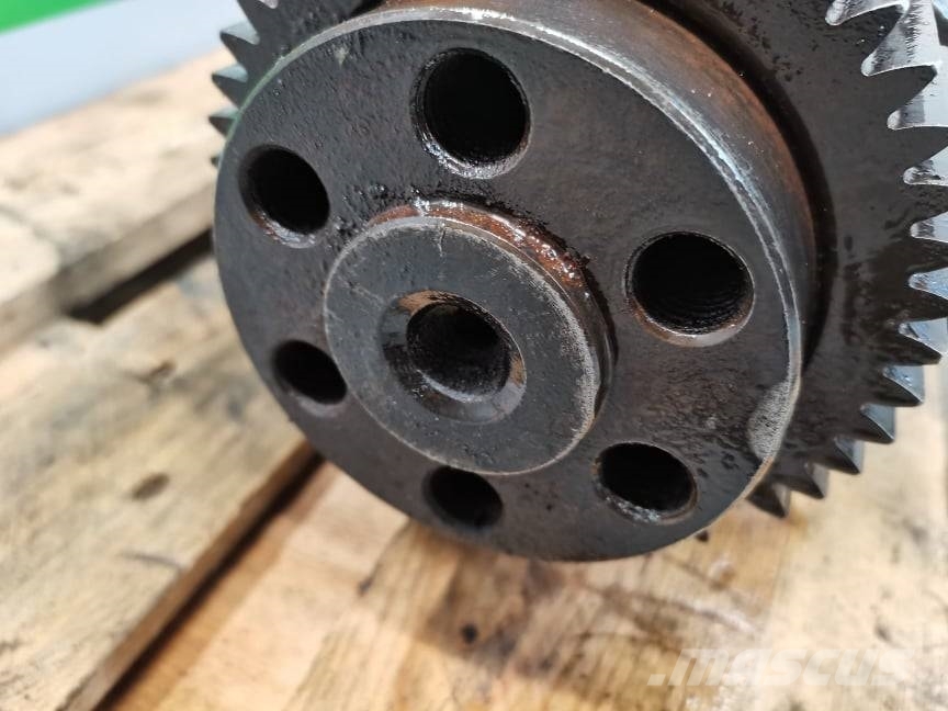 CLAAS Lexion .... {crankshaft engine CAT C10 1161030} Transmission