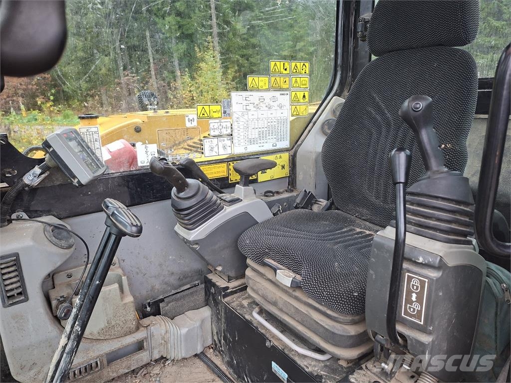 CAT 308E2CR 中型挖掘机
